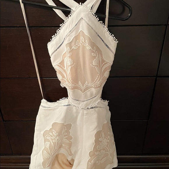 White detailed Romper - Picture 2 of 3